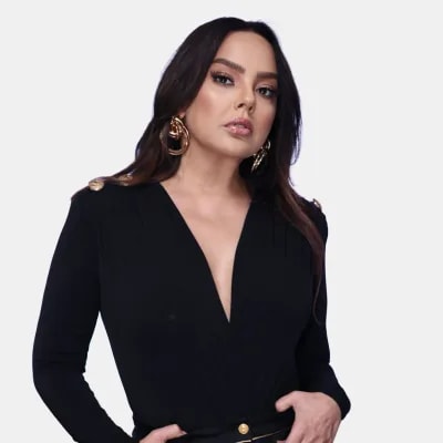 Ebru  Gündeş