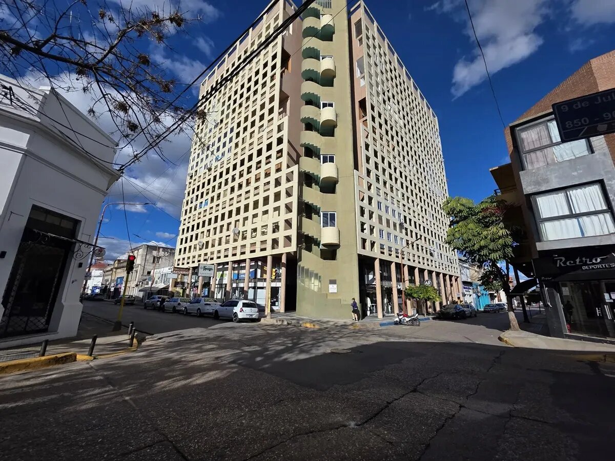 Departamento dúplex de 3 dormitorios en pleno centro de Concepción del Uruguay