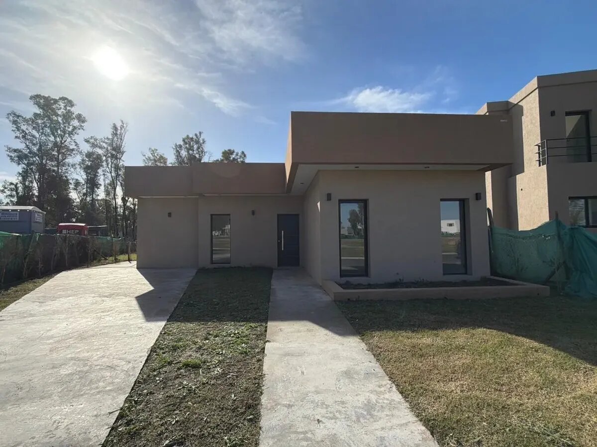Casa en 1 planta a estrenar, 3 dormitorios - Santa Sofía, Pilar del Este, Pilar