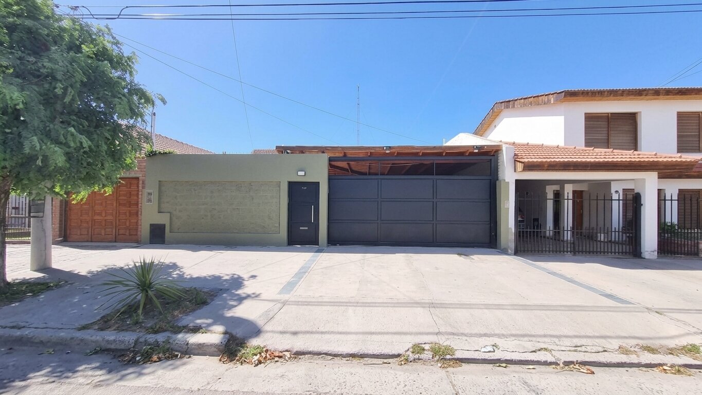 Casa en venta en Trelew, Chubut, foto 1
