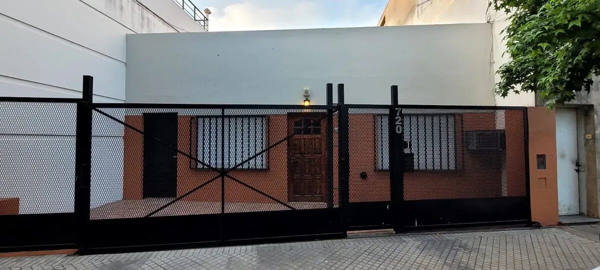 Casa en venta con 2 dormitorios en Barrio Las Heras, Rosario