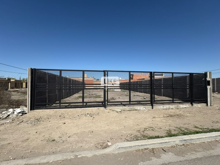 Terreno industrial en alquiler de 300 m² en Gran Neuquén Sur