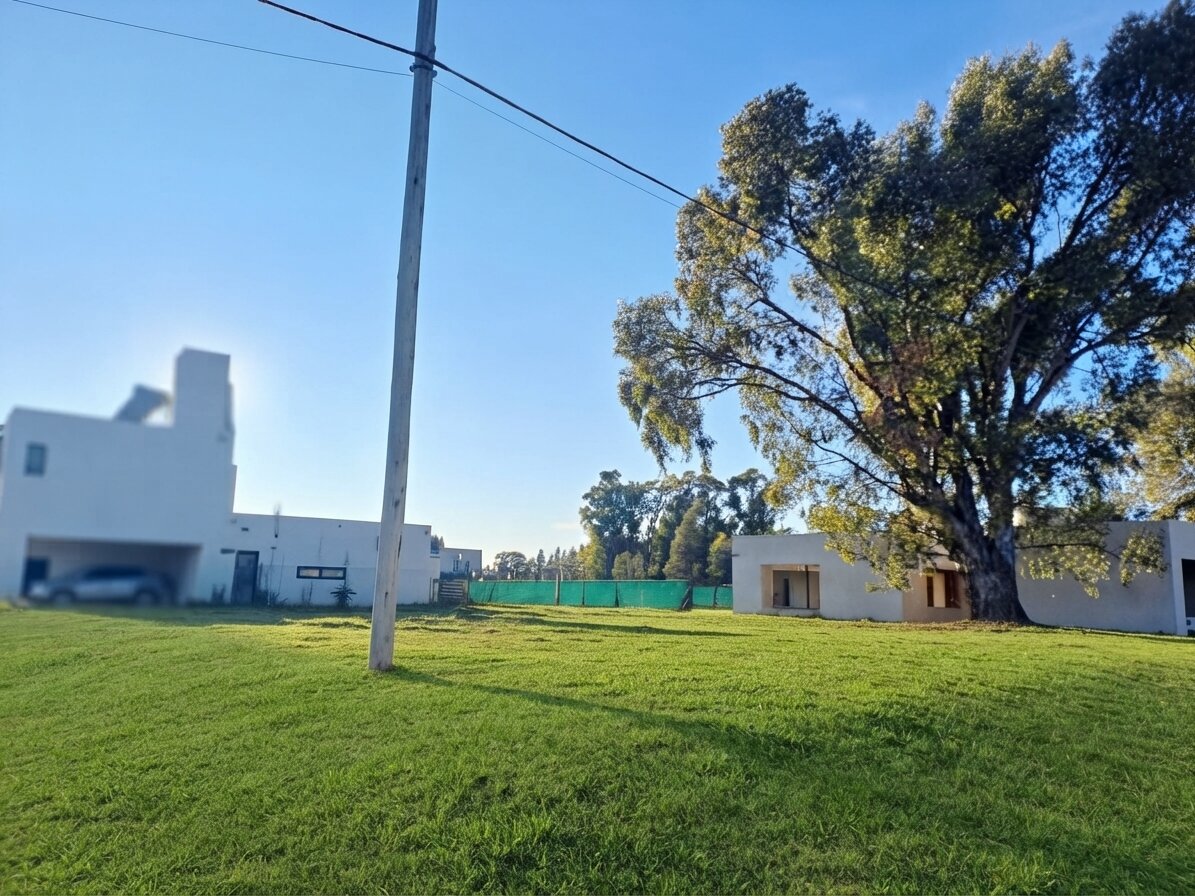 Lote en esquina de 745 m² - Rozas y Clegg, Parque Patagonia, Bahía Blanca