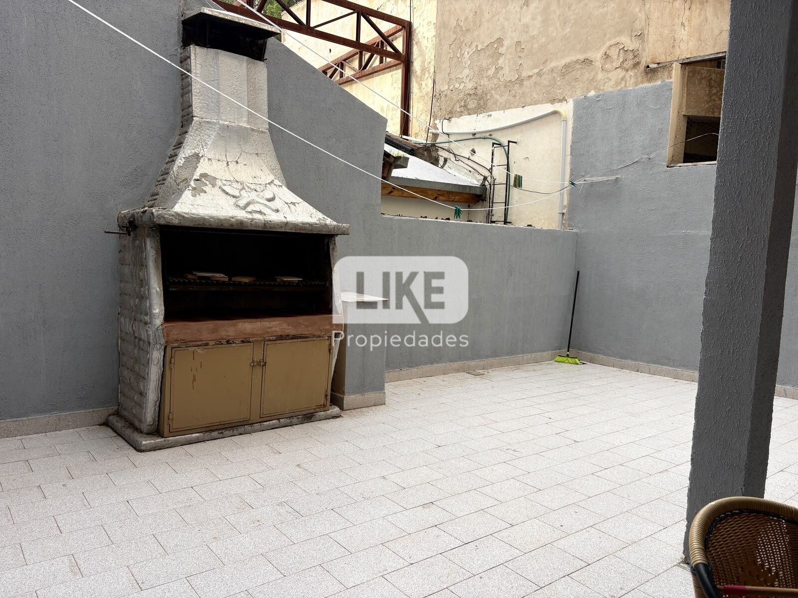 Departamento de 2 dormitorios en primer piso, Área Centro Este - Neuquén