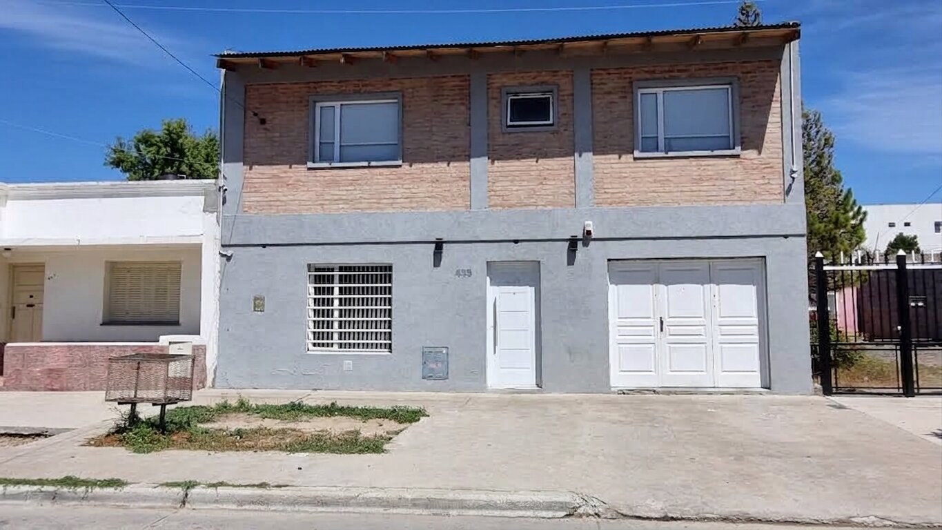Casa de 3 dormitorios en Barrio Alberdi, Trelew