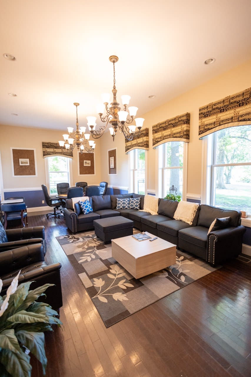 Grooms Lounge Wedding Venue Near Cincinnati Large