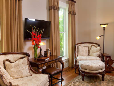 The Magnolia Suite thumbnail 2