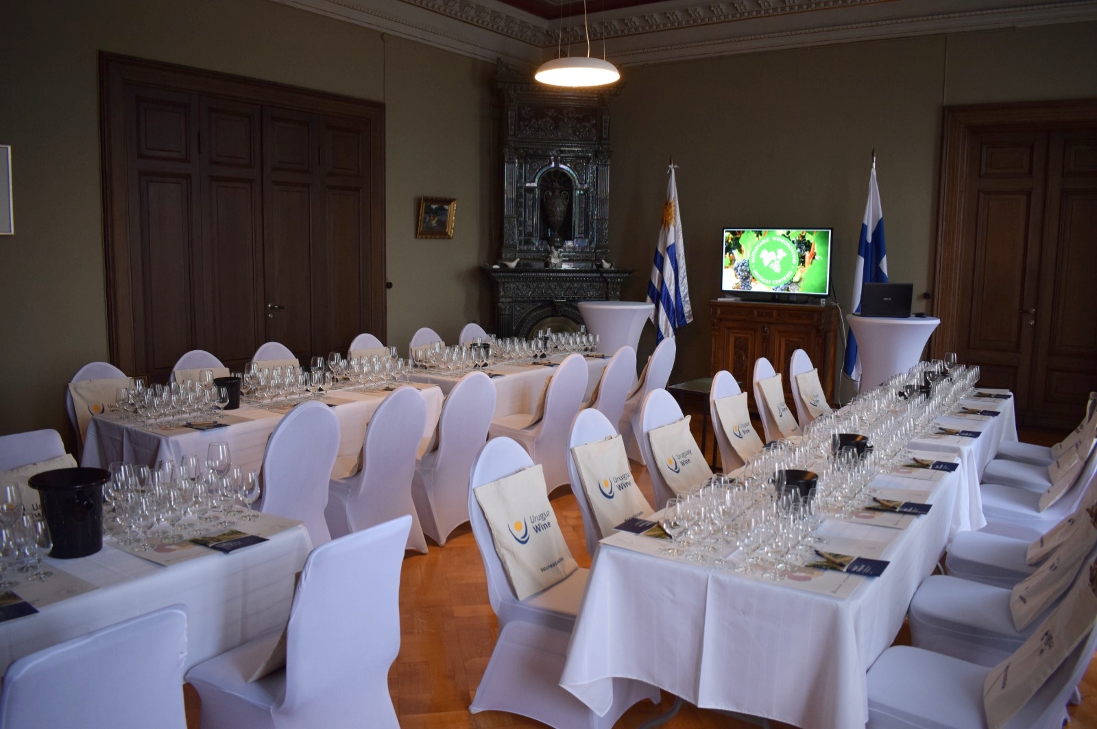 We are pleased to have had the opportunity to provide tableware rental services to the Embassy of Uruguay for their distinguished wine-tasting event.