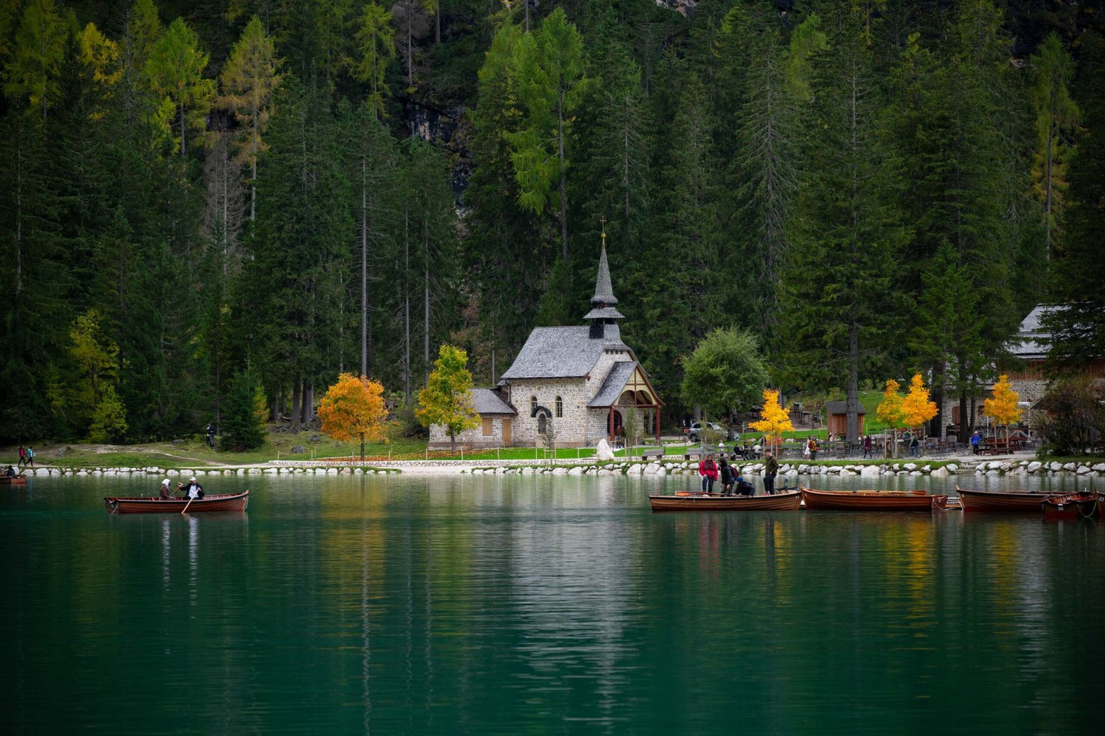 Croda del Becco Seekofel Lago di Braies