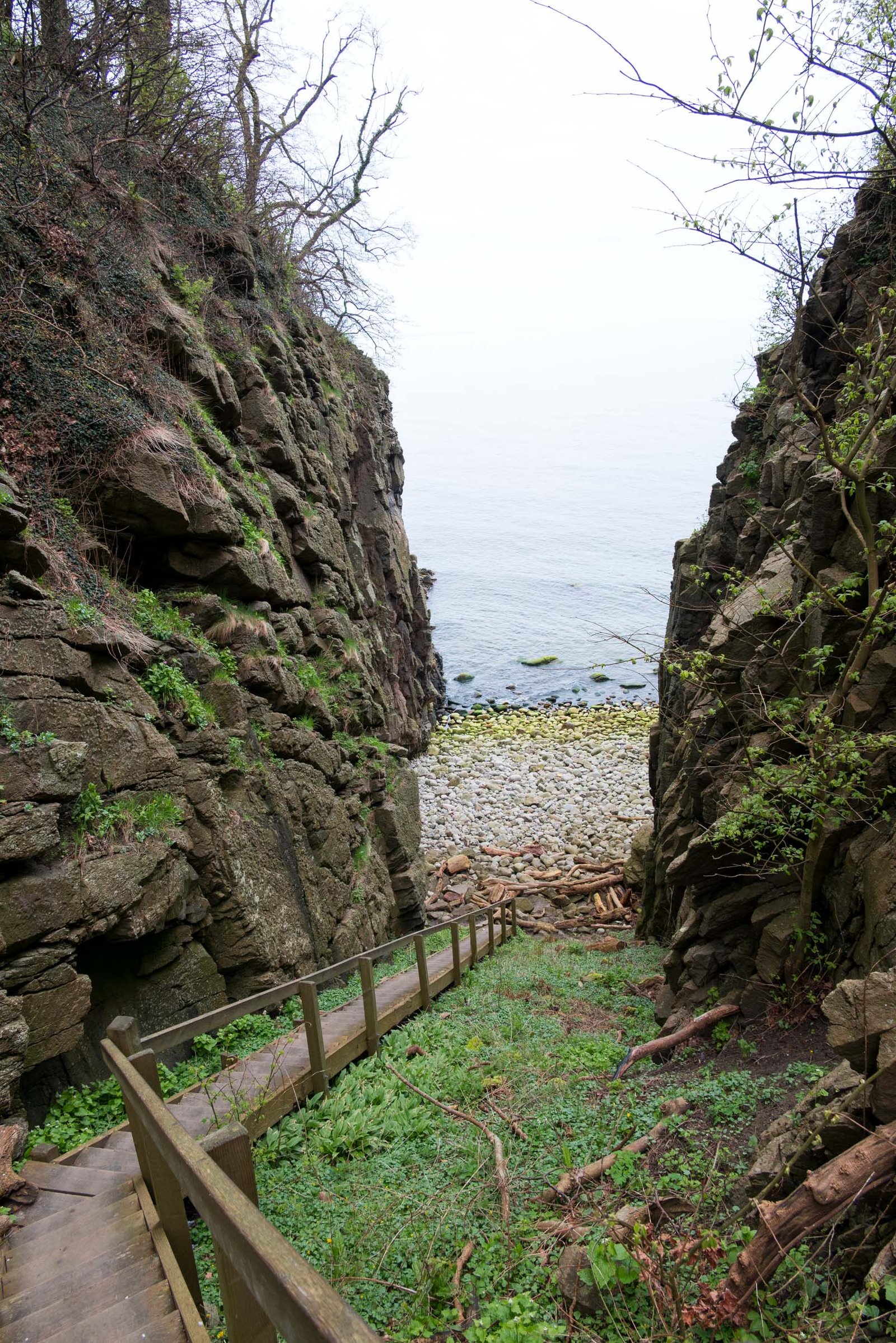 Uitzicht op zee vanaf de kliffen Bornholm