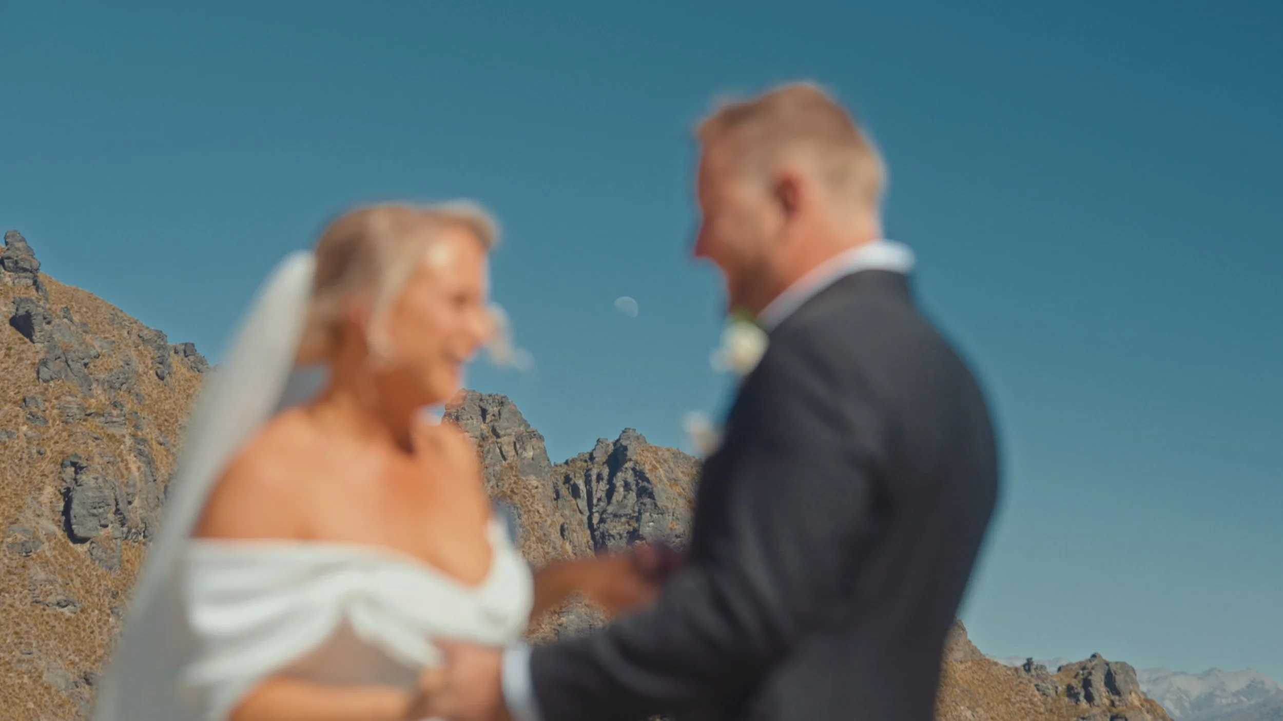 Karolina + Jake still 20