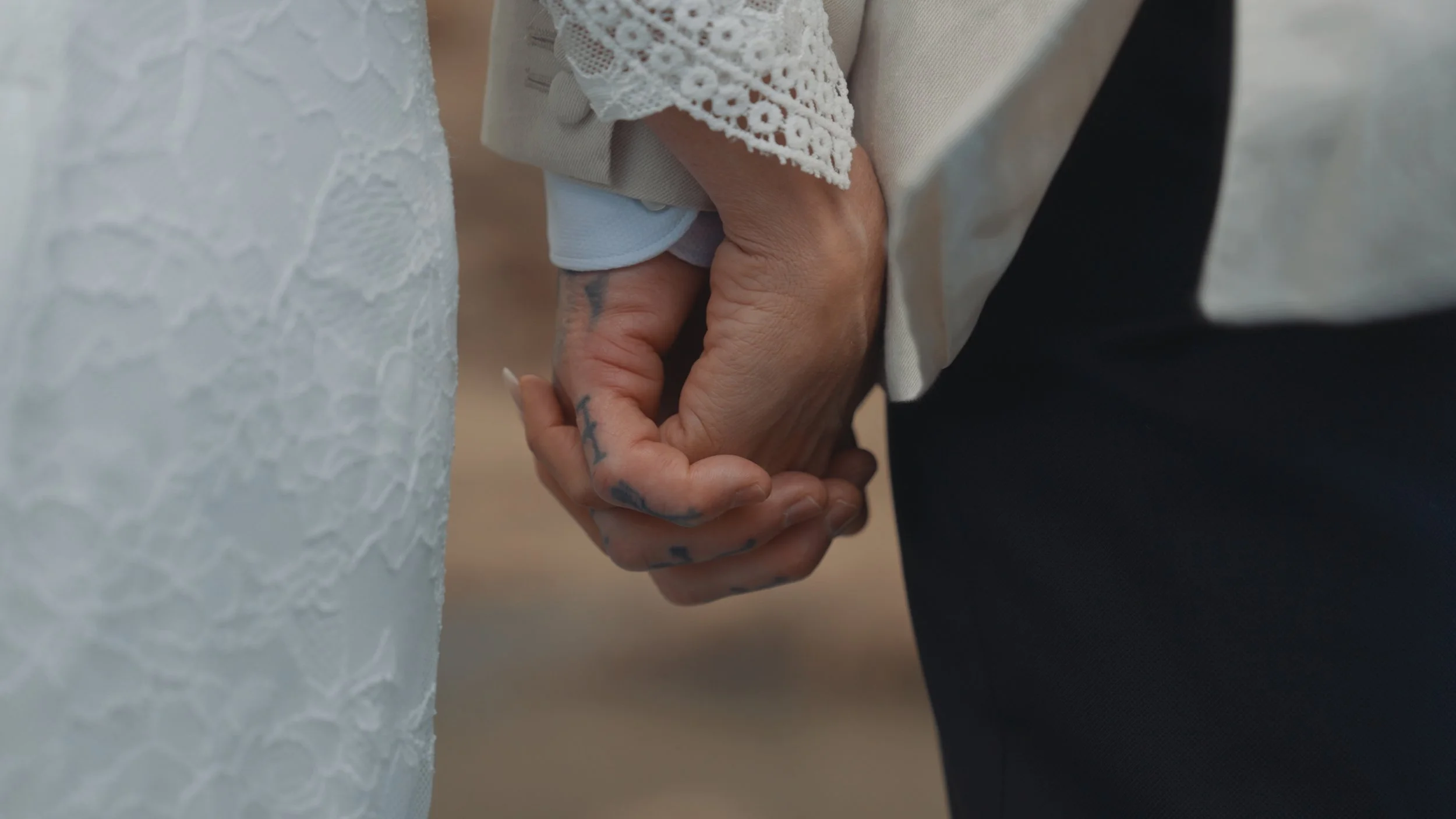 Joel + Jewel still 6