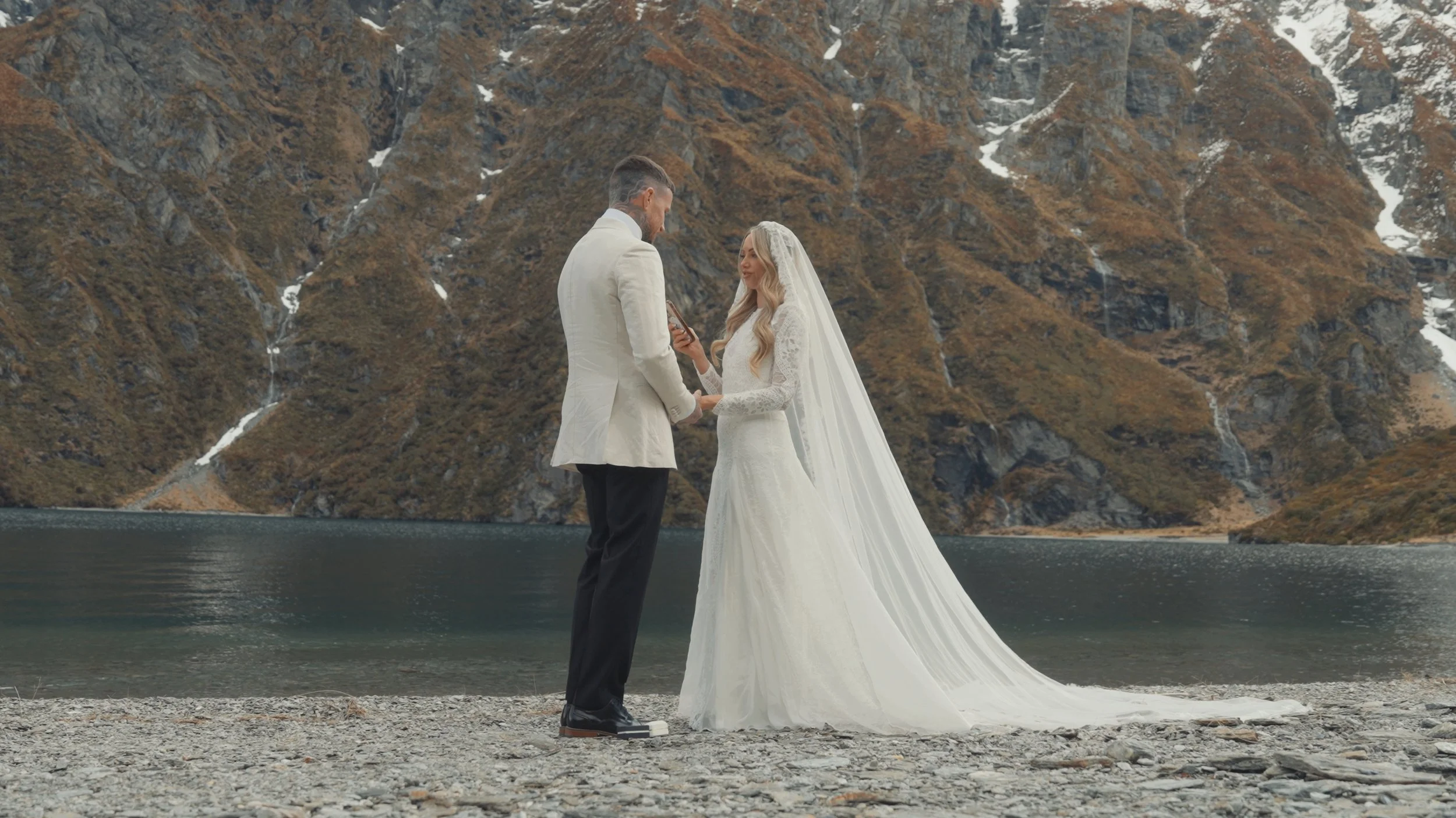 Joel + Jewel still 26