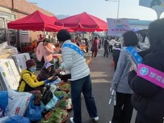 진도군, 전통시장 찾아 고령층 대상 결핵 예방 홍보