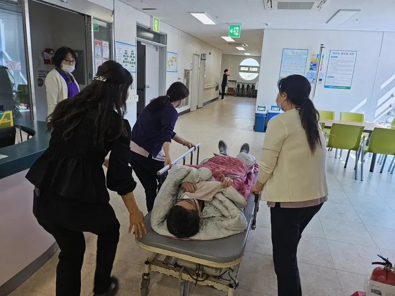 진도군, 산불 취약 요양병원 대피 훈련 실시