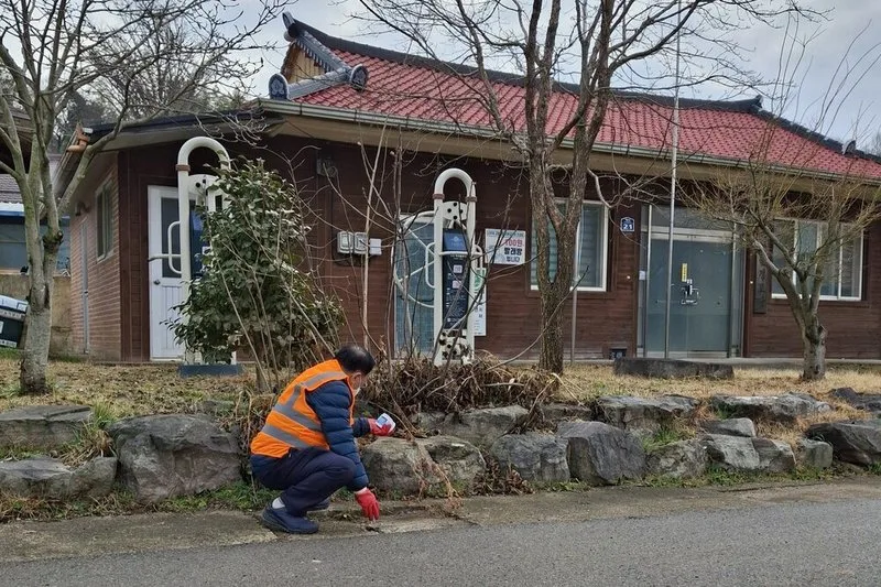 나주시, 해빙기 모기 유충 집중 방제 나선다