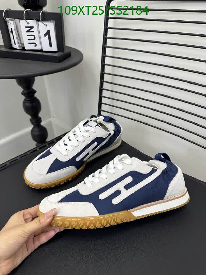 Louis Vuitton LV x Supreme Archlight Sneakers - view 2