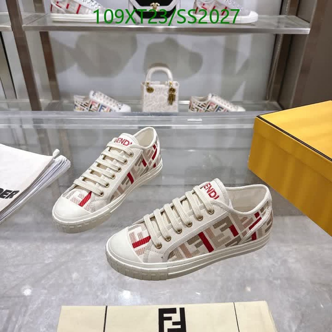 Fendi Fendi Buckle Sneakers - view 4