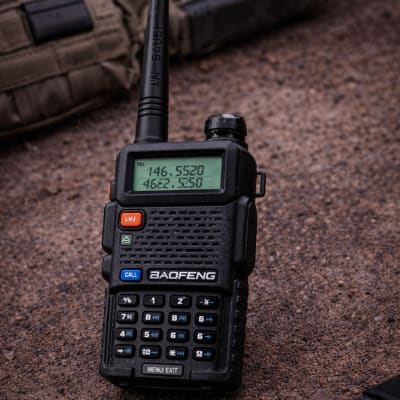 BaoFeng UV-5R Dual Band Ham Radio – Emergency Communications