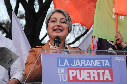 Jeannette Jara cuestiona que Banco Central opine del mercado laboral previo a elecciones