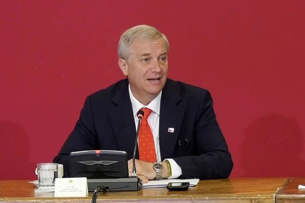 "Tenemos una enfermedad económica": Kast afirma que cifras del país "tienen más de una luz de alerta"