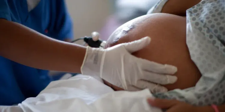 ¡Impactante! 40% de los médicos del sistema público objetan aborto por causal de violación