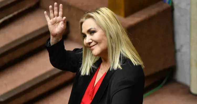 Pamela Jiles lo conducirá: PDG grabará streaming… al interior del Congreso