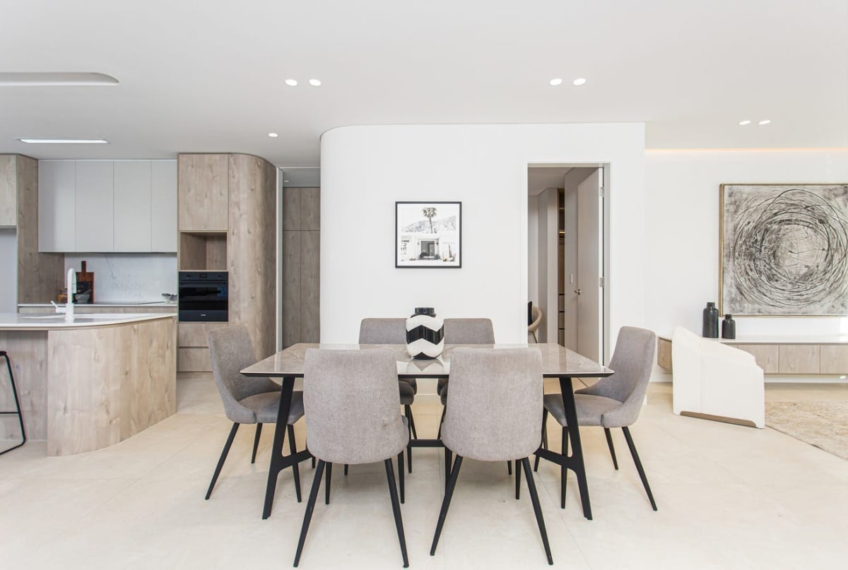 Tile Trends That Are Here to Stay – 1. Travertine Soft Stone Beige Exclusive: Warmth and Luxury in One
