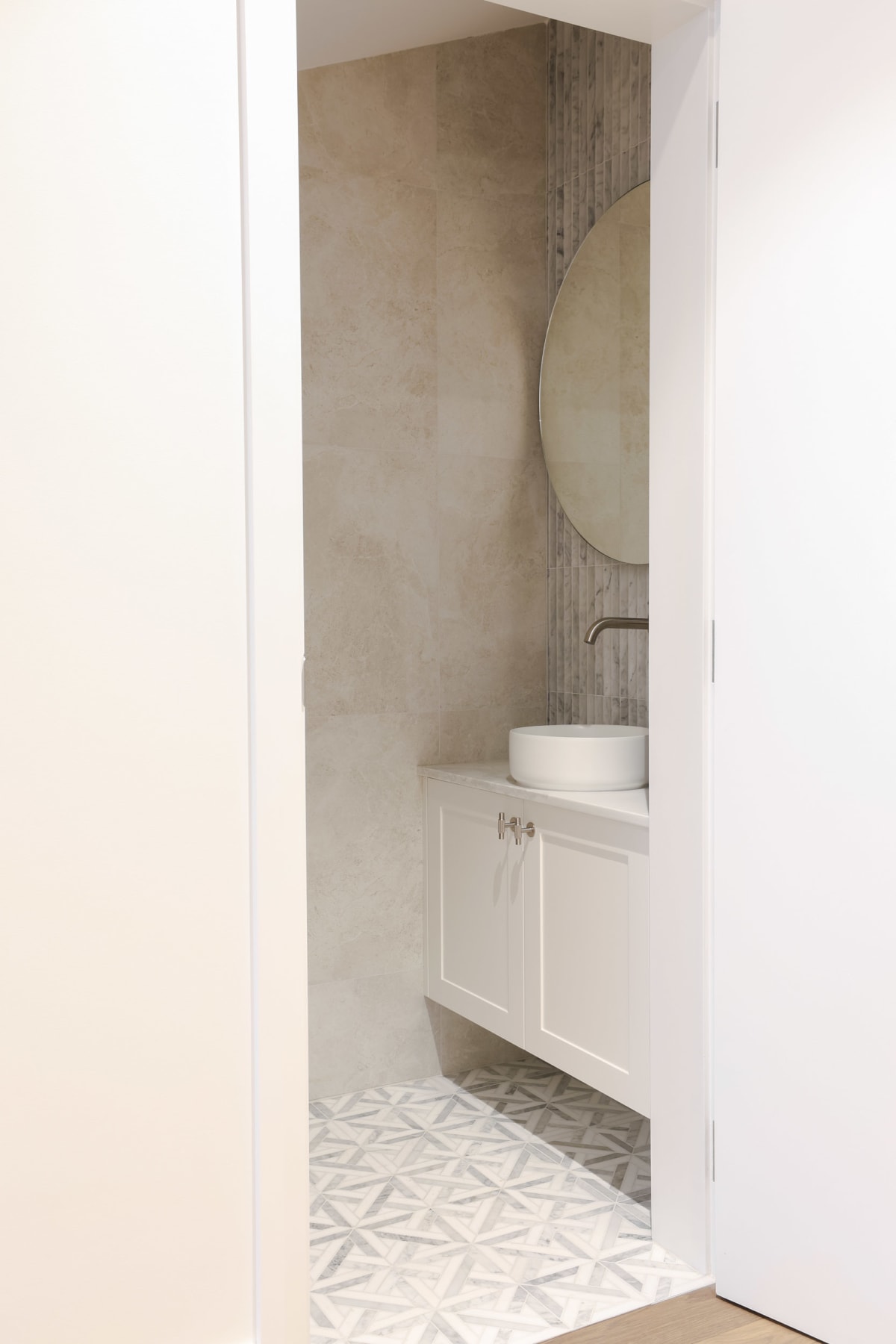 A Coco Build Terrace Transformation in Sydney – Main Bathroom: Vertical 3D Statement (5)