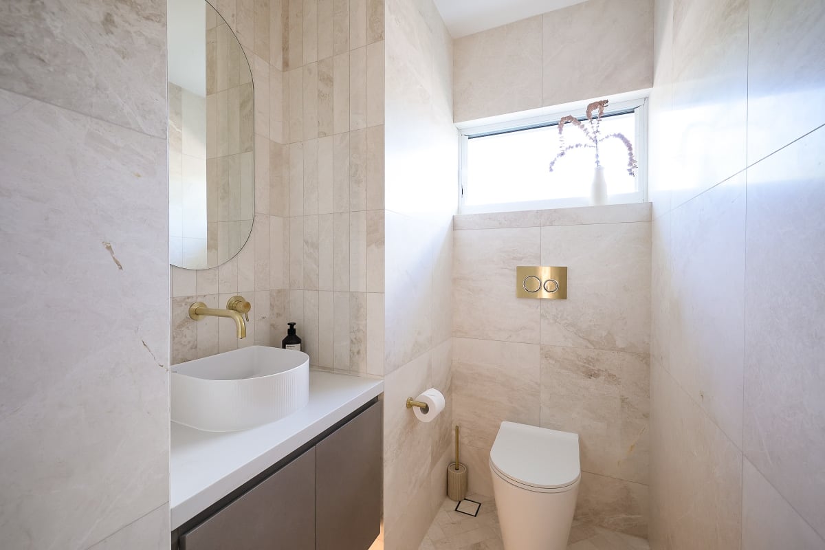 How We Helped Design 7 Breathtaking Bathrooms in This Burraneer Home – Powder Rooms & Ensuites: Sophistication at Every Turn