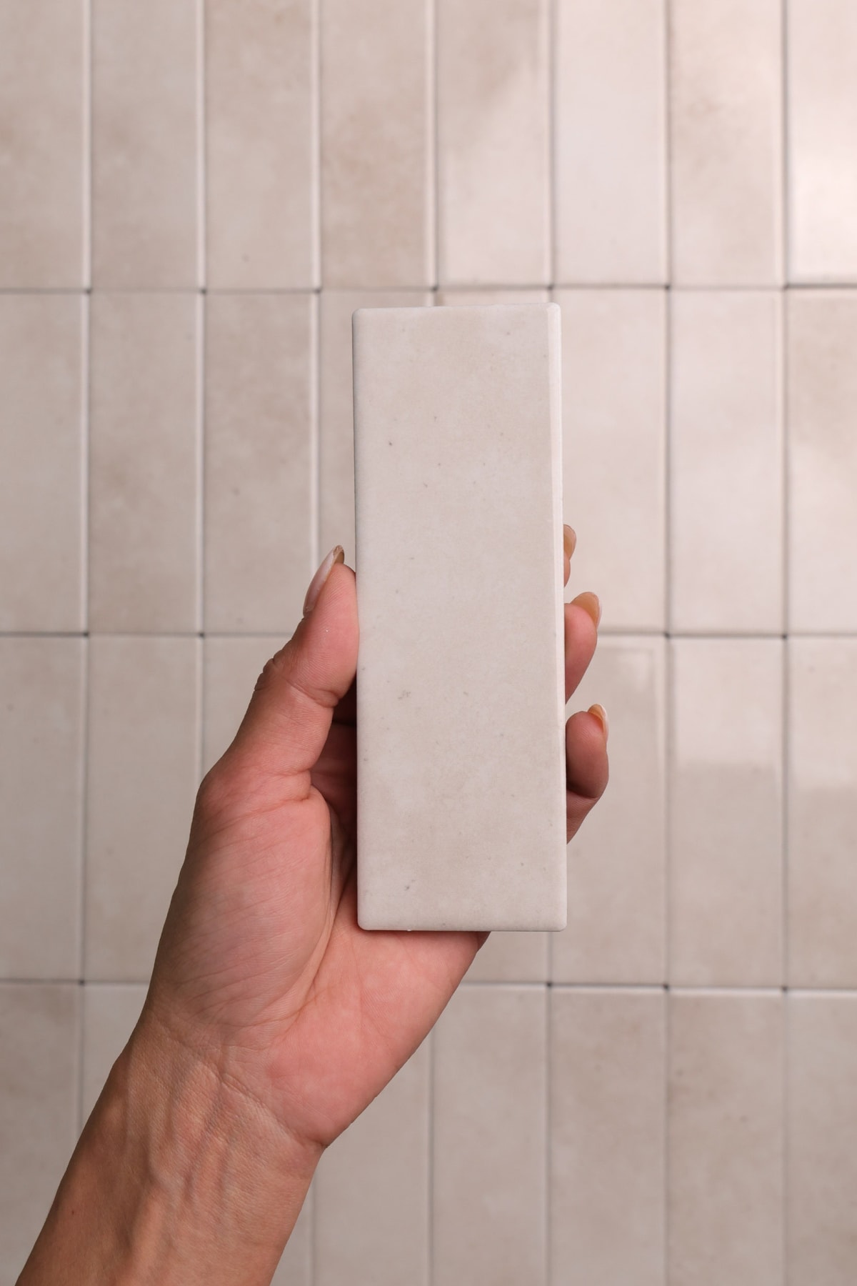 Your Guide to Subway Tile Patterns & Layouts –  Featuring Our New Linen Gloss 50×150 mm – project photograph (3)