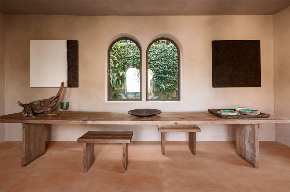 Slow terracotta-look Italian porcelain by Marazzi styled in a warm Cotto-tone Sydney interior, the warmth of handcrafted Mediterranean clay reproduced in low-maintenance porcelain.