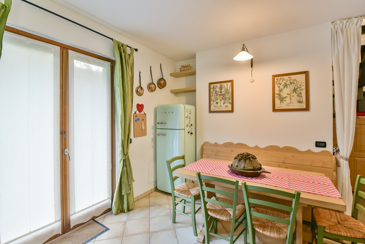 Villa a Schiera Via Valeriana n.62, Corteno Golgi