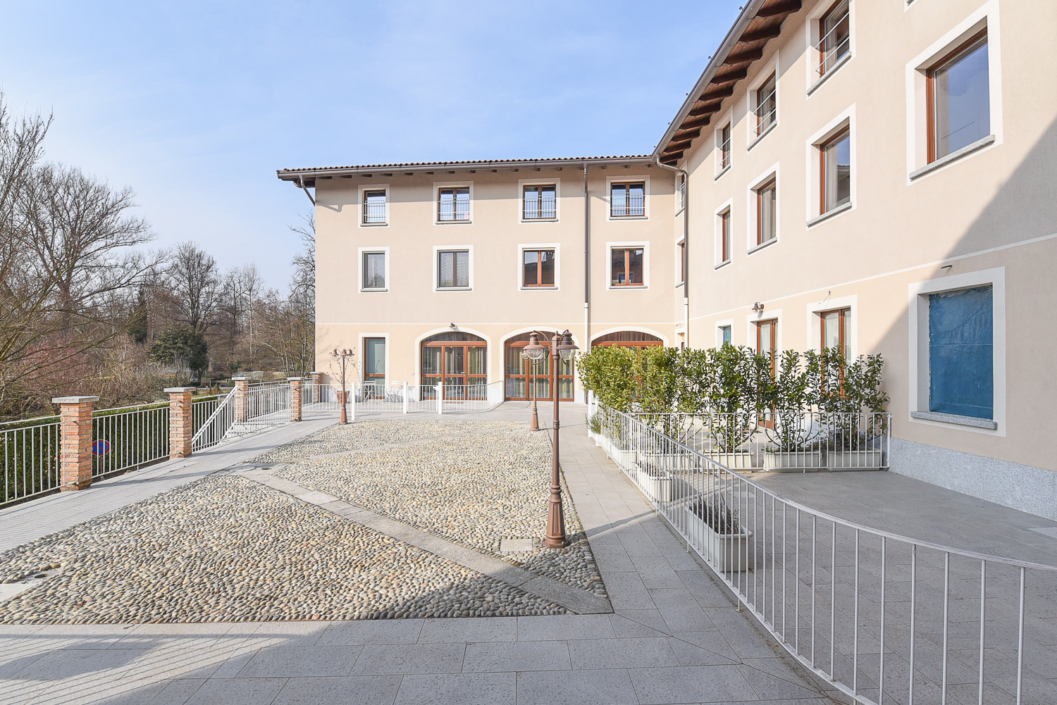 Attico Trilocale Via di Costa Lambro n.7, Carate Brianza