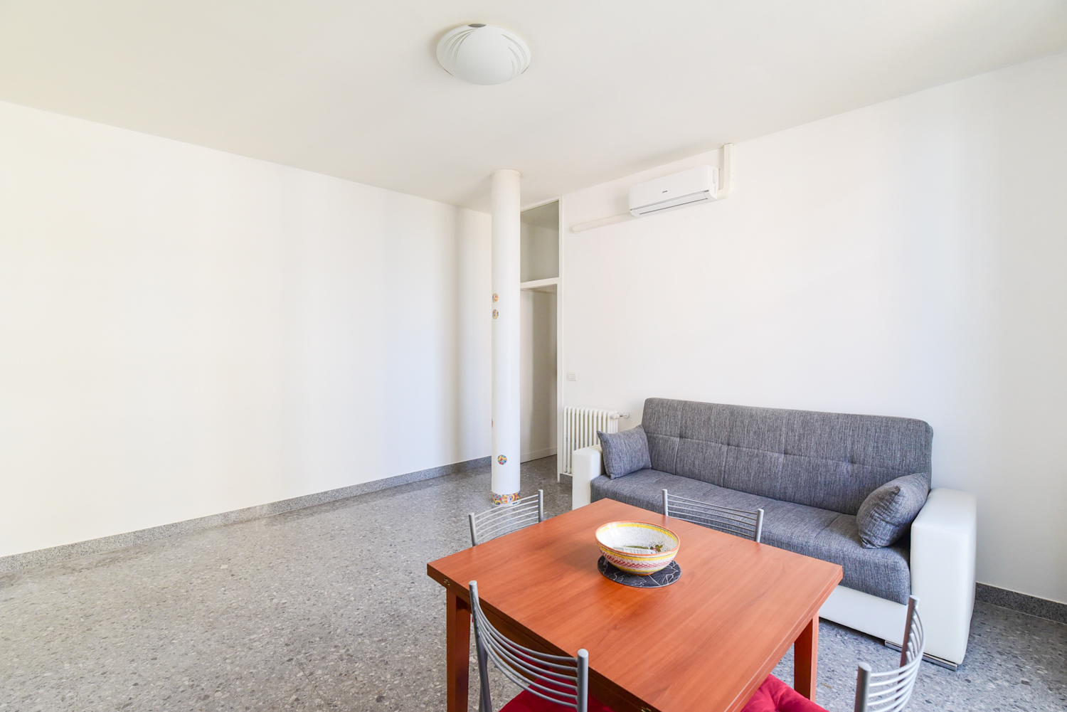 Bilocale Corso Matteotti n.74, Seregno
