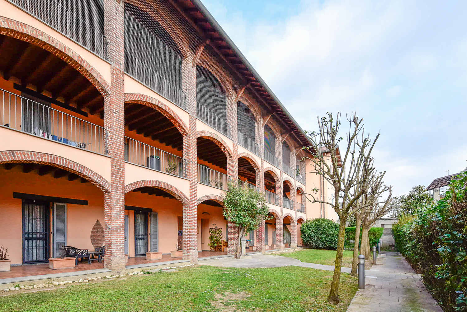 Villa a schiera via Giosuè Carducci 23, Meda