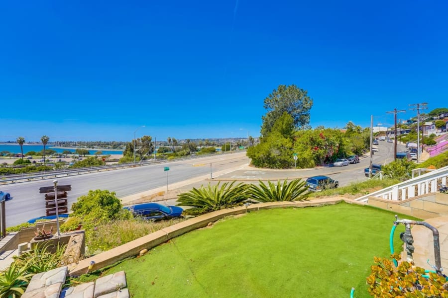 View of Mission Bay plus A/C, pets, and parking 2