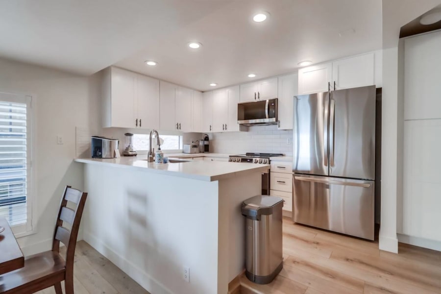 Bayfront 3bd direct beach access, parking, bikes 4