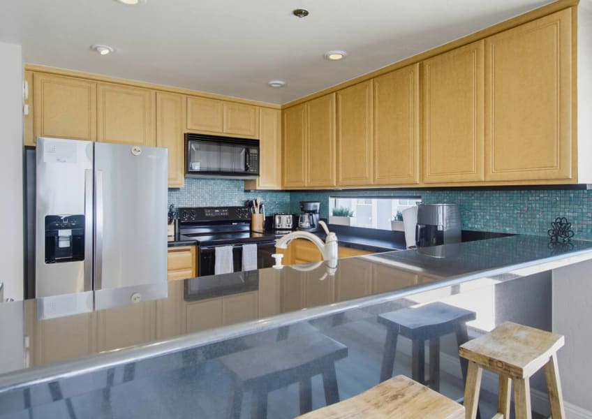 New photos! Bayfront Penthouse plus parking+bikes! 4