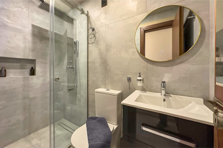 Omian Opal Modern Exclusive group stay & rooftop 4