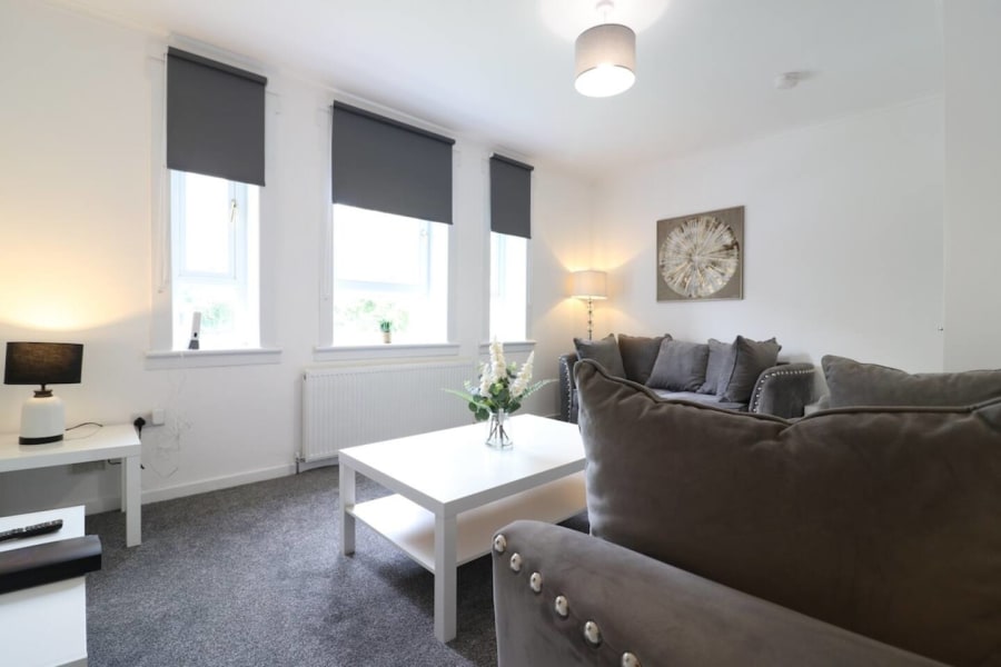 Signature - Hattrix House - Cumbernauld 5