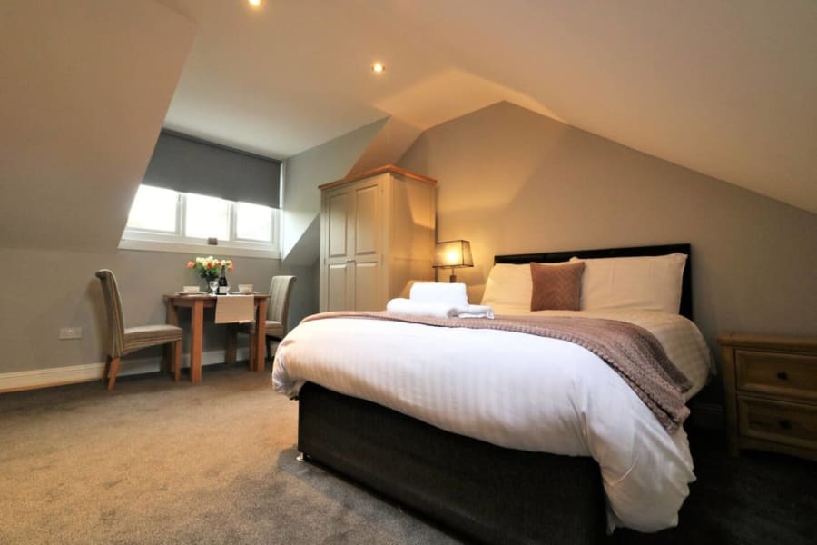 Signature Linden Cottage Room 3 - Airdrie 2
