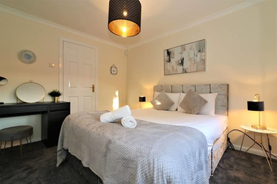 Signature - Shield House - Glasgow 2