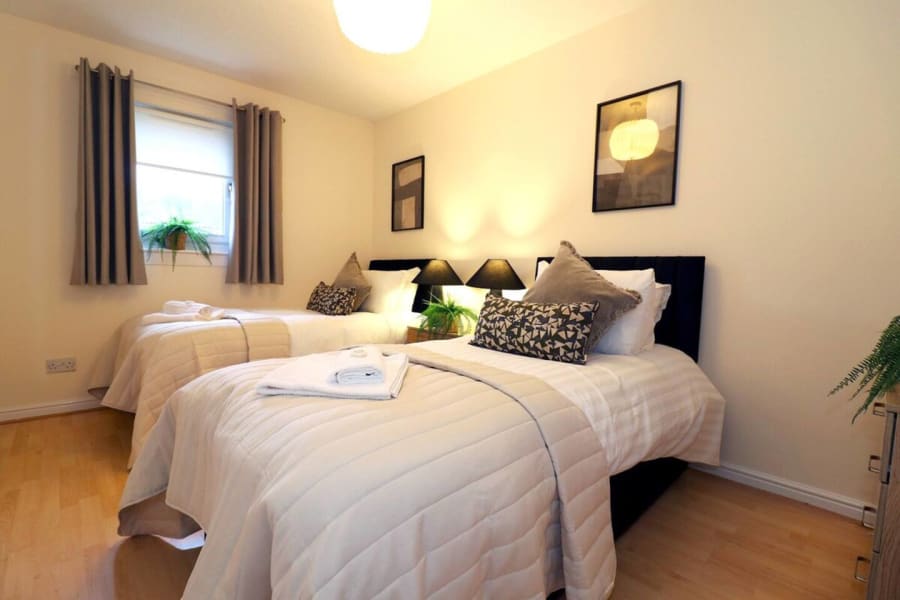 Signature - Summerhill House - Glasgow 5