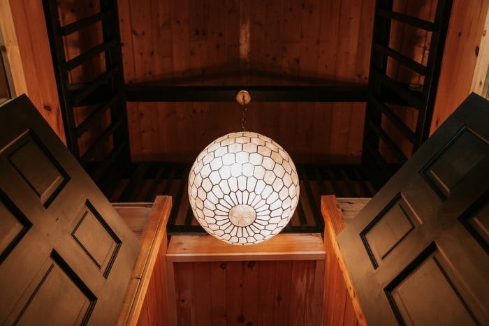 Evergreen Hideaway cabin photo 5