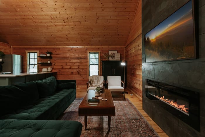 Evergreen Hideaway cabin photo 33