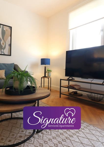 Signature - Oak House - Coatbridge 1