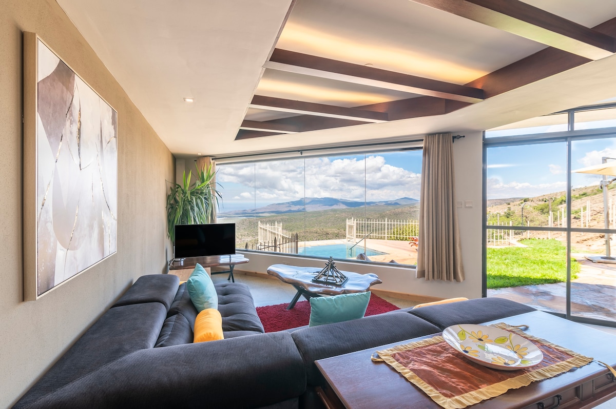 Tulia Skies 3 Bedroom Villa, Champagne Ridge