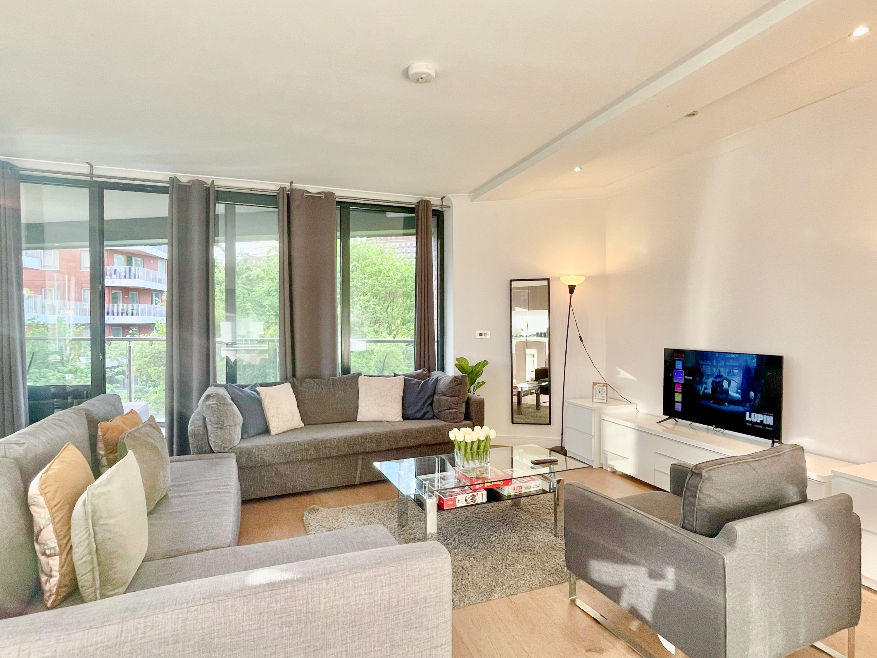 London Bridge · 3-bed interior