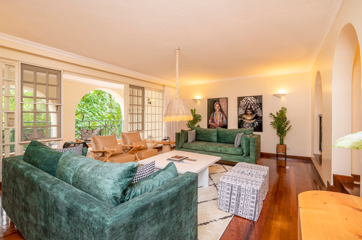 Riverside Hidden Oasis